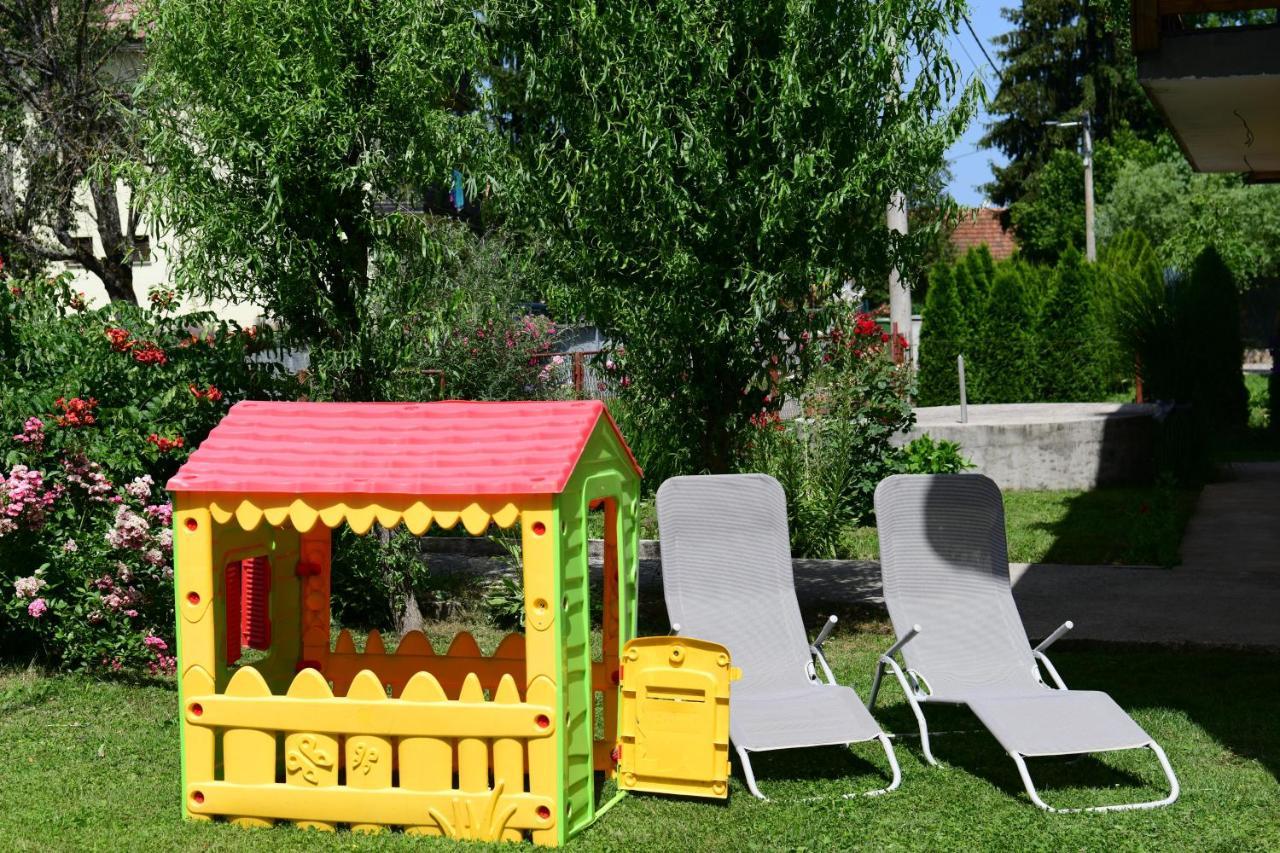 Apartman Dorijan Раковица Екстериор снимка