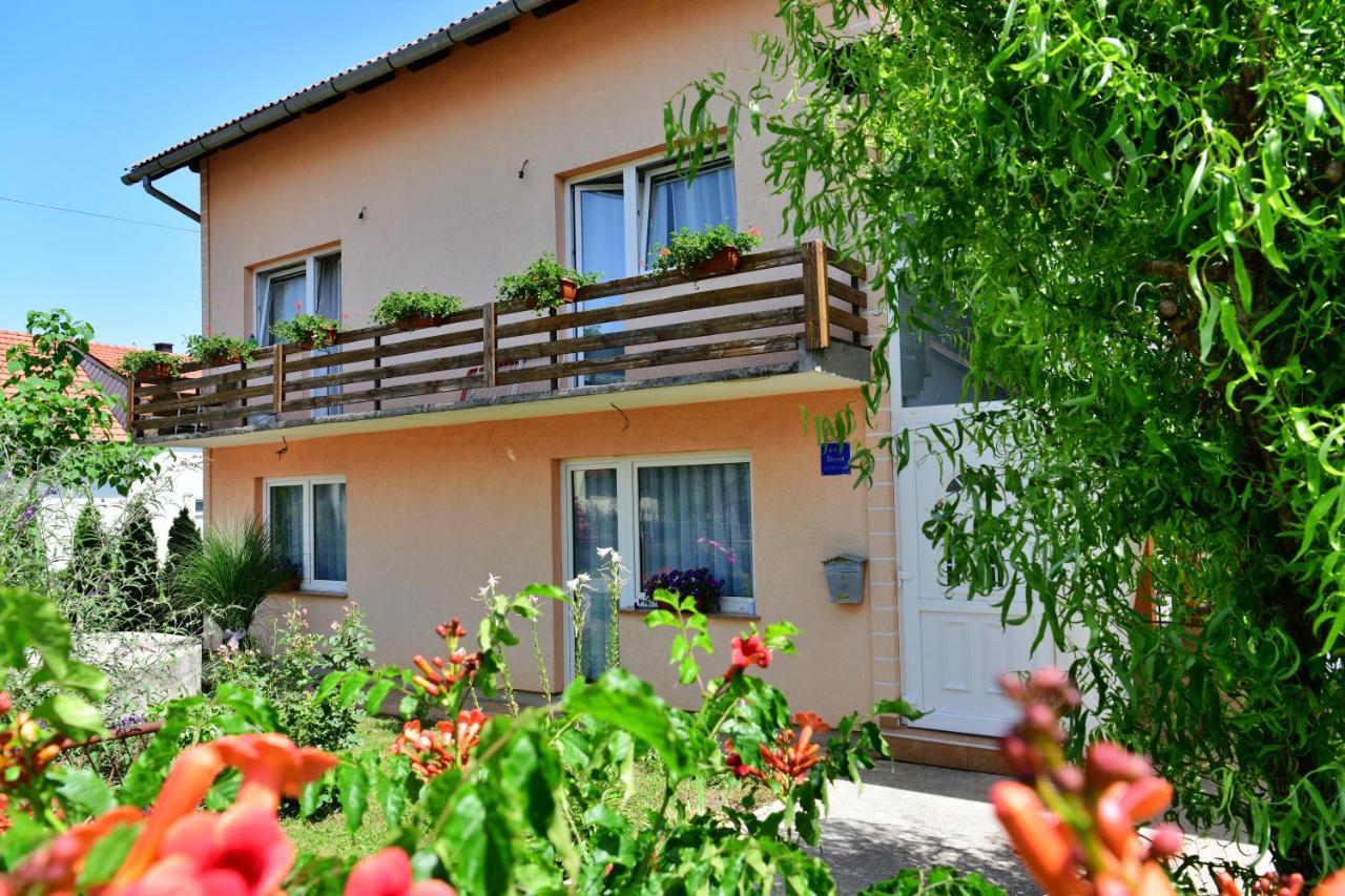 Apartman Dorijan Раковица Екстериор снимка