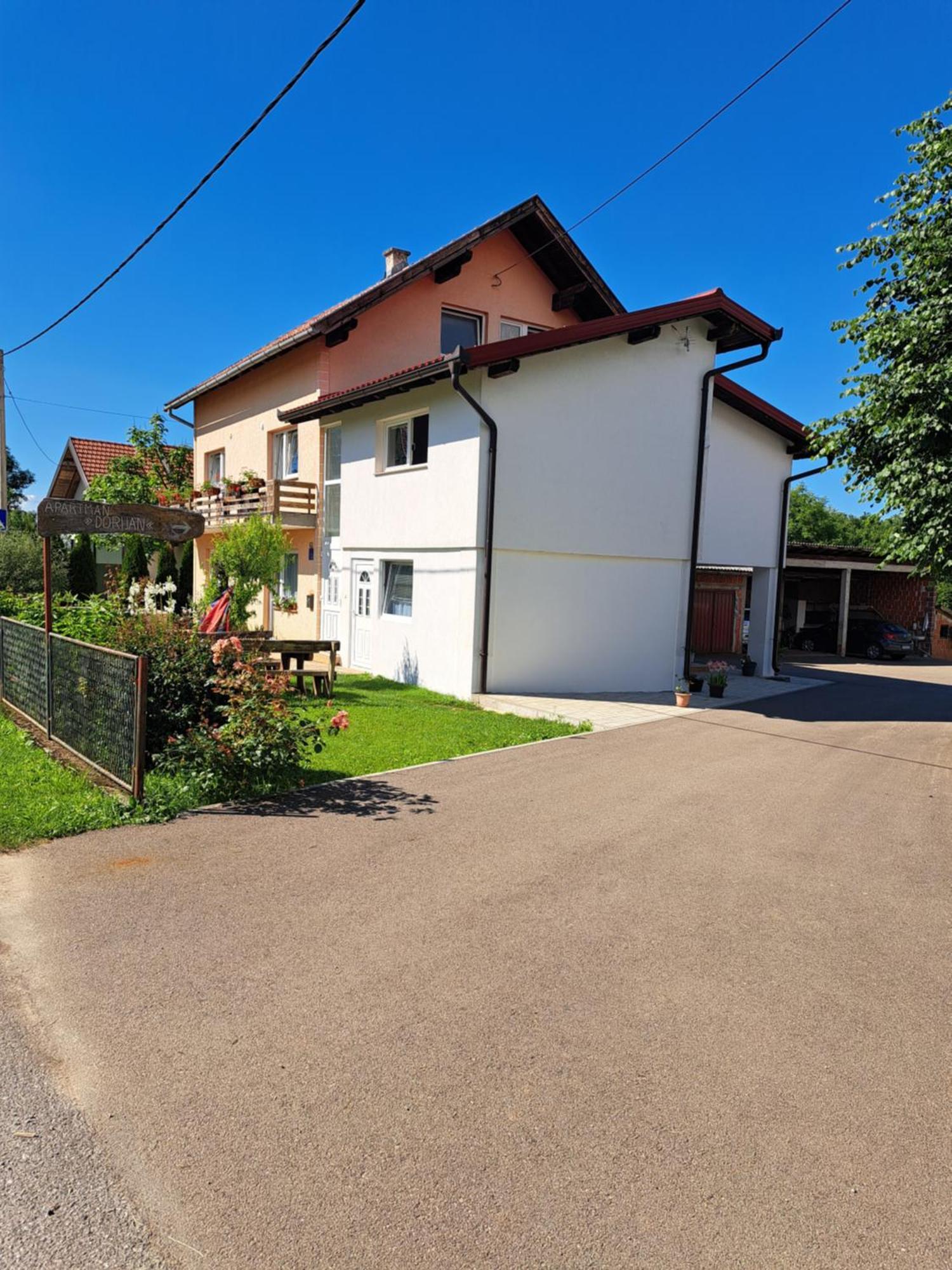 Apartman Dorijan Раковица Екстериор снимка